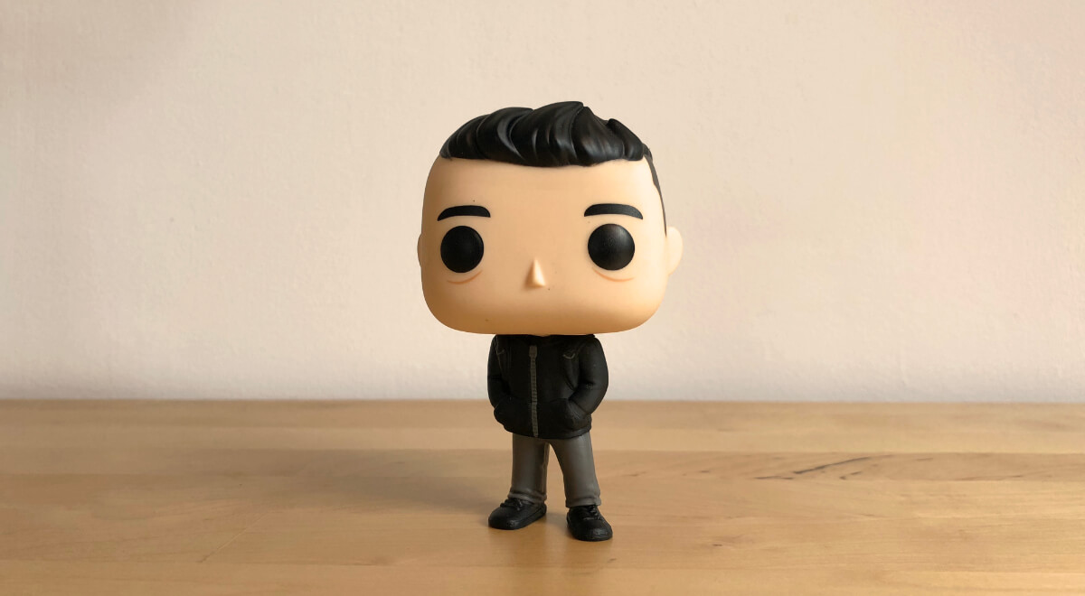 Hello, I think we should meet :)